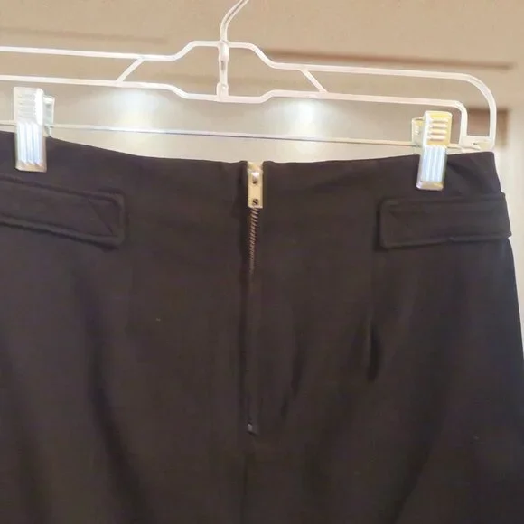 Modcloth Women's Black A-Line Skirt, Front Pleats, Size 0,  NWOT - Picture 3 of 10
